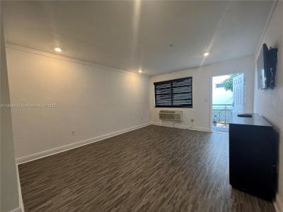 1524 Lenox Ave 15, Miami Beach, Florida 33139, USA