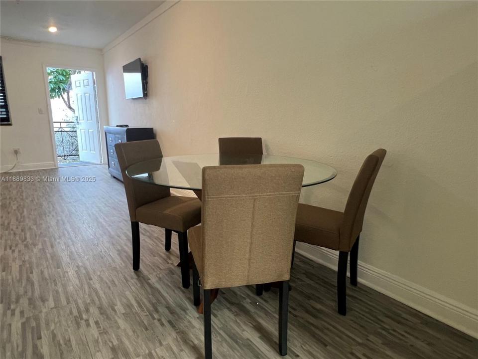 1524 Lenox Ave 15, Miami Beach, Florida 33139, HOA KỲ