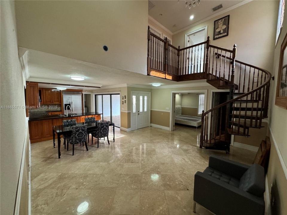10115 NW 4th Ln 3-8, Miami, Floride 33172, États-Unis