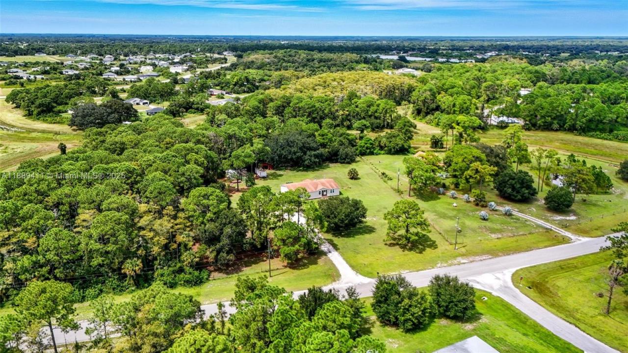 8077 primrose blvd, La Belle, Flórida 33935, Estados Unidos