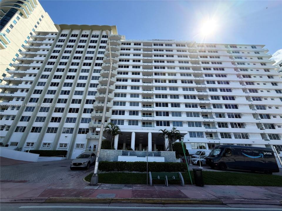 5005 Collins Ave 823, Miami Beach, Florida 33140