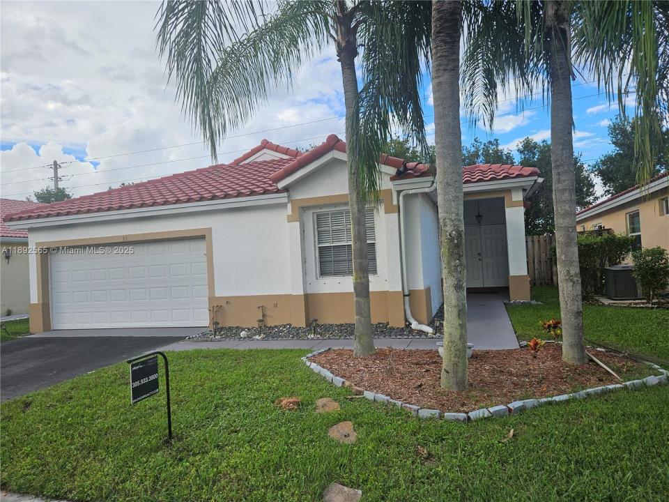 32 Gables Blvd, Weston, 佛罗里达州 33326, 美国