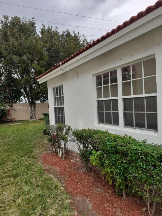 32 Gables Blvd, Weston, 佛罗里达州 33326, 美国