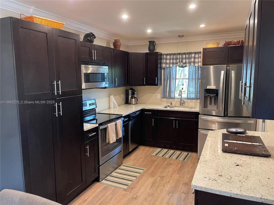 419 S C St 1, Lake Worth, Florida 33460