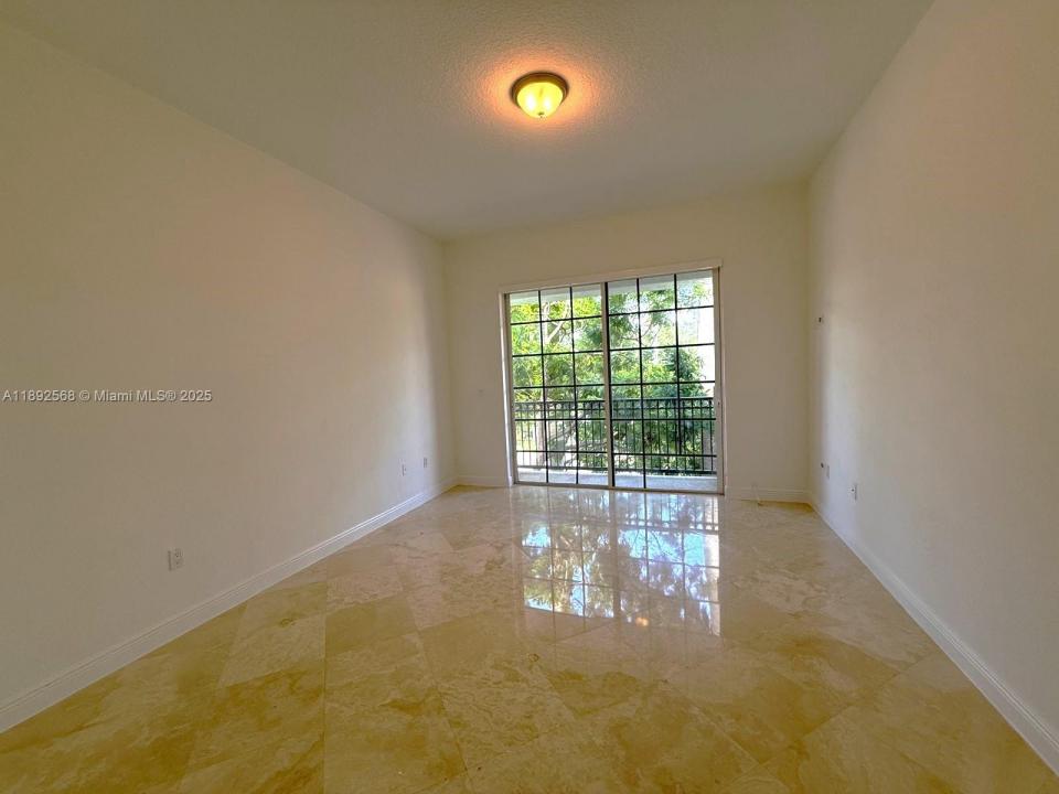 996 Sanibel Dr, Hollywood, Florida 33019