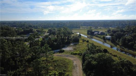 2525 Catron cir, Lehigh Acres, Florida 33971, Estados Unidos