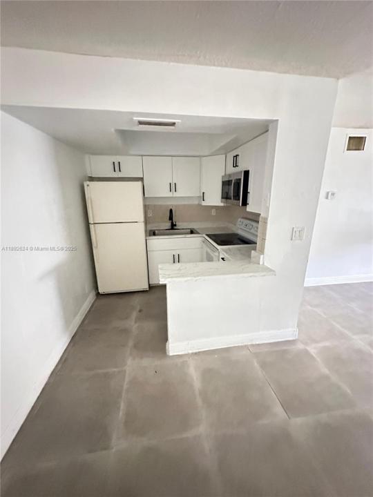 5303 NW 18TH CT 5303, Lauderhill, فلوريدا 33313, الولايات المتحدة