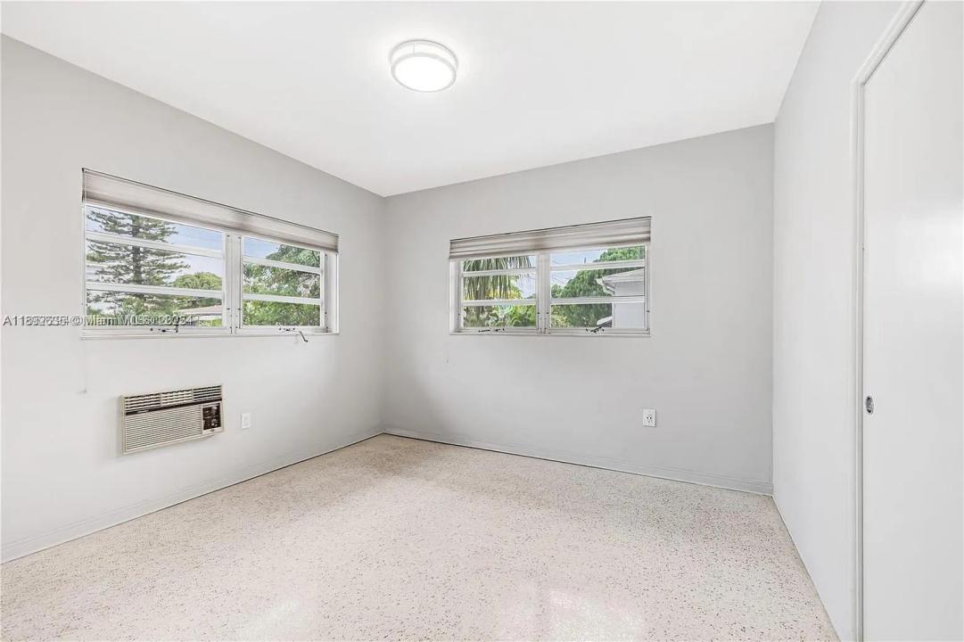 260 SW 31st Ct 1, Miami, فلوريدا 33135, الولايات المتحدة