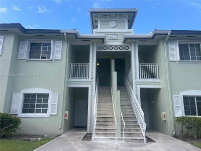 2731 NE 3rd Dr 203, Homestead, Florida 33033, USA