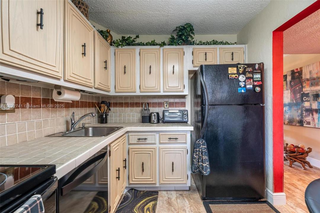 3671 Environ Blvd 169, Lauderhill, Florida 33319, Estados Unidos