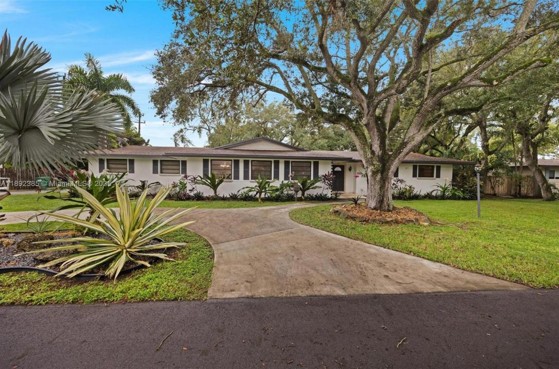 8320 SW 162nd St, Palmetto Bay, Флорида 33157, Соединенные Штаты