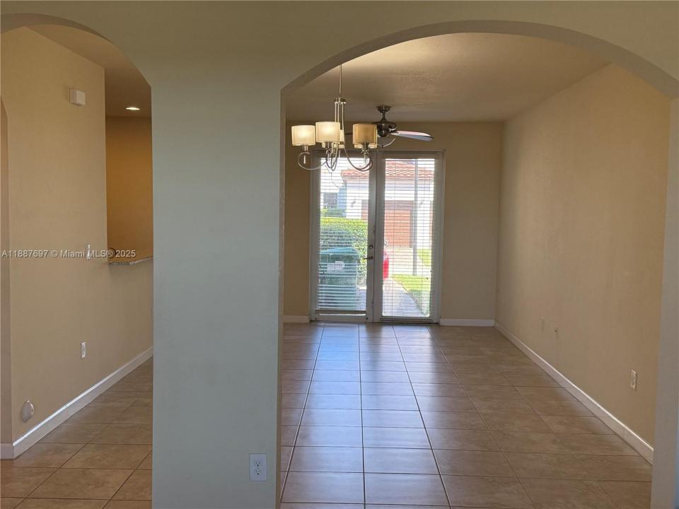 17161 SW 96th St, Miami, Флорида 33196, Соединенные Штаты