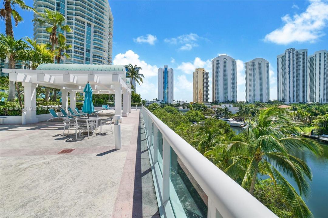 16500 Collins Ave 1751, Sunny Isles Beach, Florida 33160, HOA KỲ