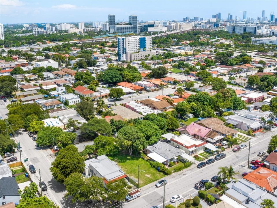 1881 NW 4th St, Miami, 佛羅里達州 33125, 美國