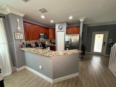 6580 Catalina Ln 6580, Tamarac, Florida 33321, USA