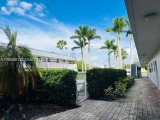 2040 NW 89th Ave 107, Pembroke Pines, Florida 33028