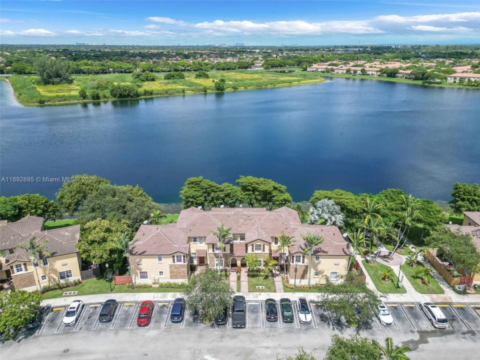 9227 SW 227th St ., Cutler Bay, 플로리다 33190, 미국