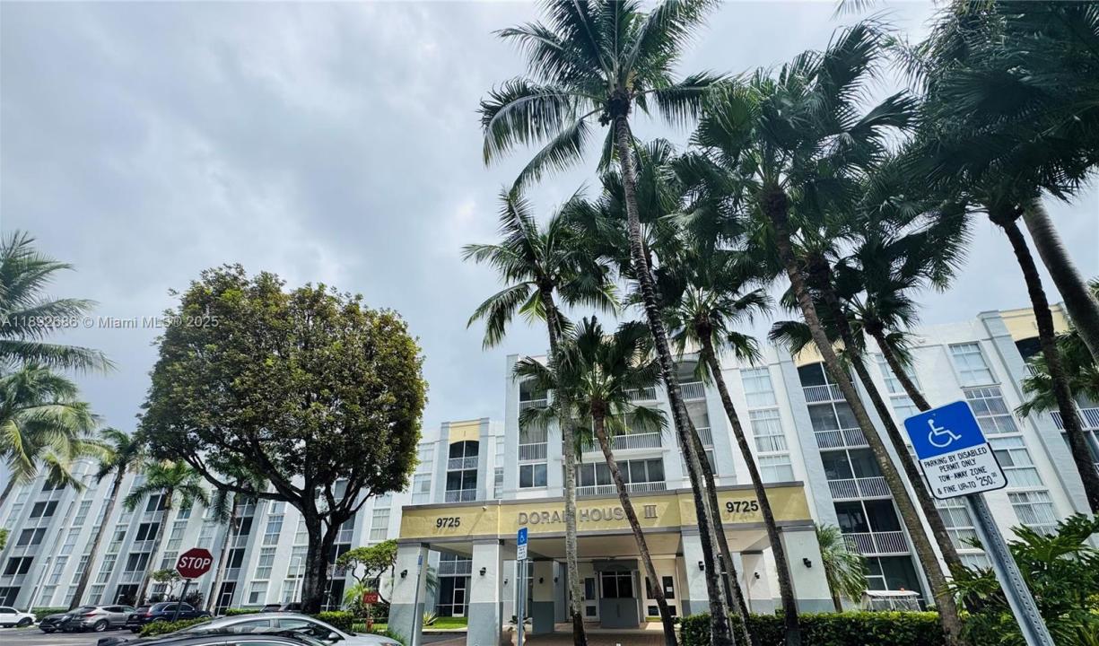 9725 NW 52nd St 114, Doral, Floride 33178, États-Unis