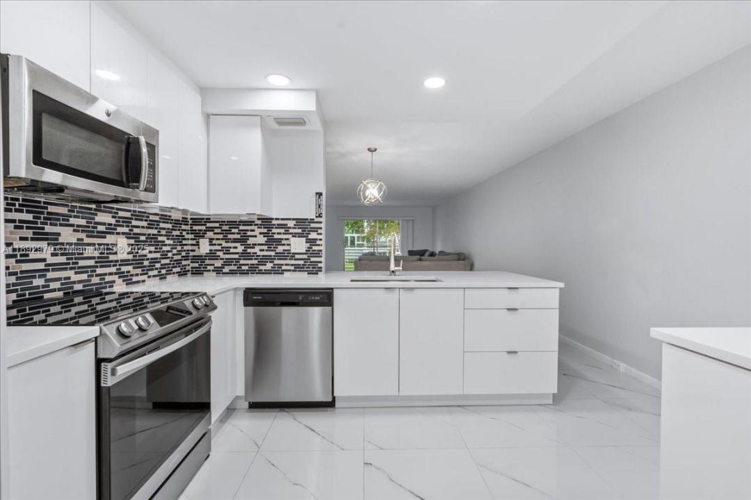 2303 Lucaya Ln E2, Coconut Creek, Florida 33066, Estados Unidos