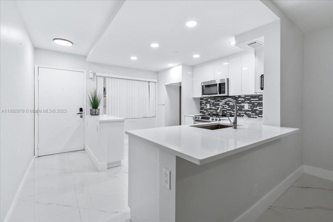 2303 Lucaya Ln E2, Coconut Creek, Florida 33066, Estados Unidos