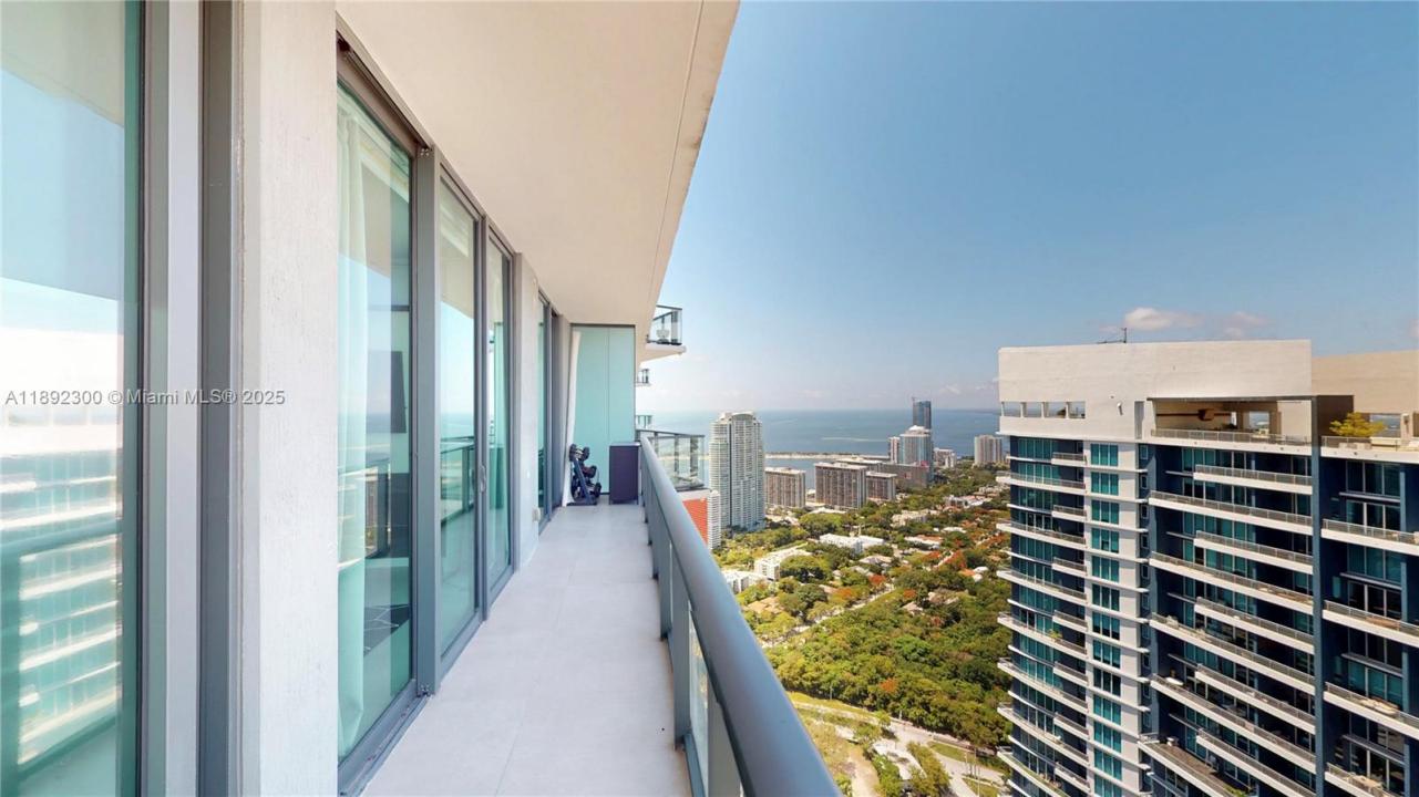 1300 S Miami Ave PH5209, Miami, Флорида 33130, Соединенные Штаты