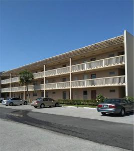 6150 NW 62nd St 308, Tamarac, Florida 33319, USA