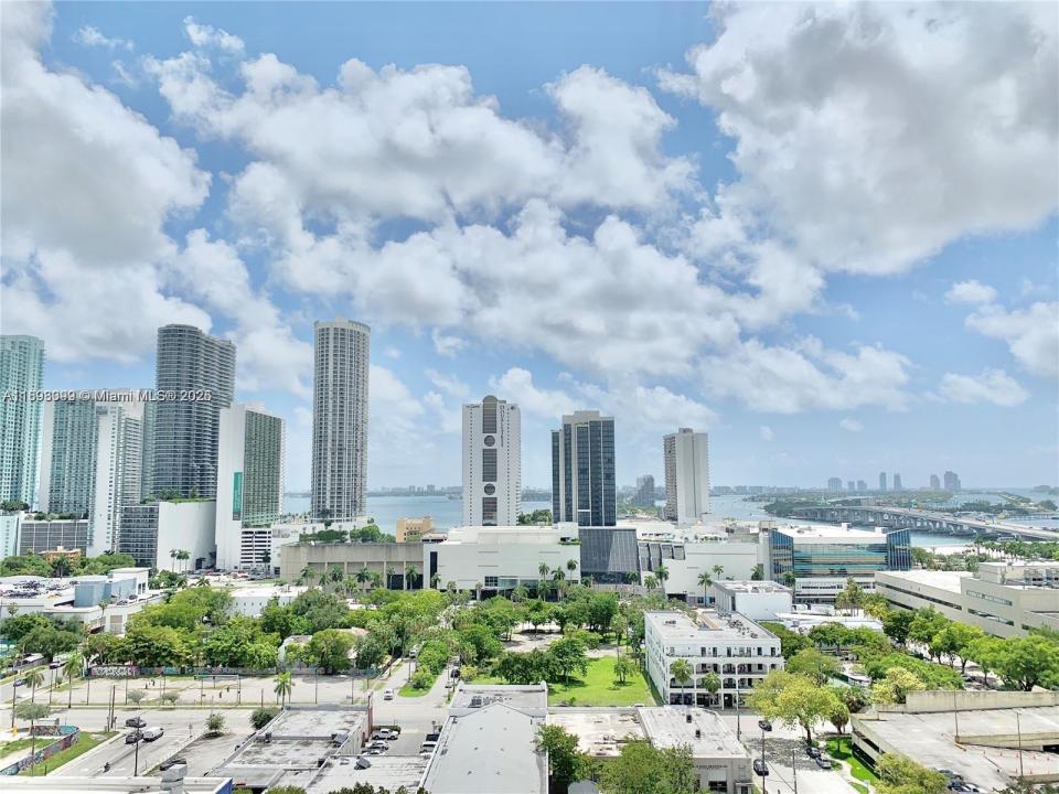 1600 NE 1st Ave 1003, Miami, Florida 33132