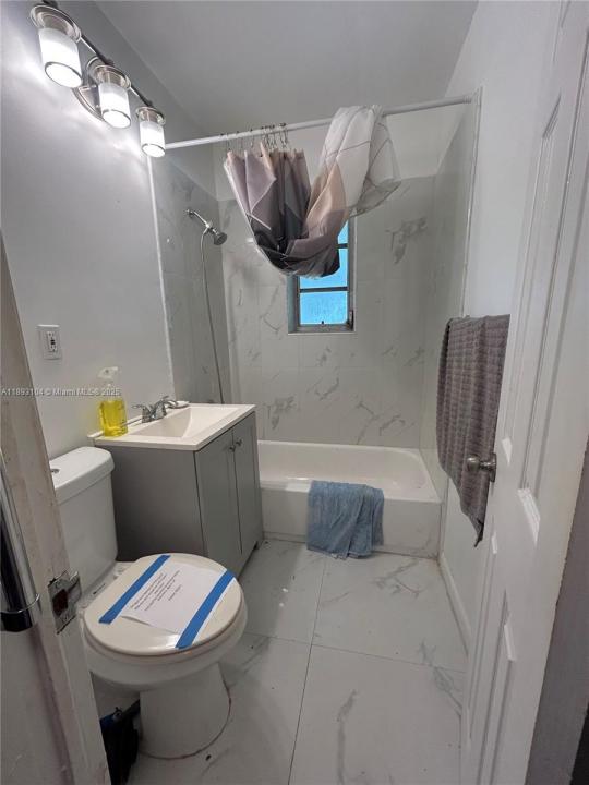 1779 NW 90th St, Miami, Florida 33147