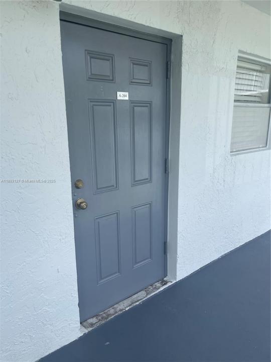 8351 Sands Point Blvd A204, Tamarac, Florida 33321, Amerika Birleşik Devletleri