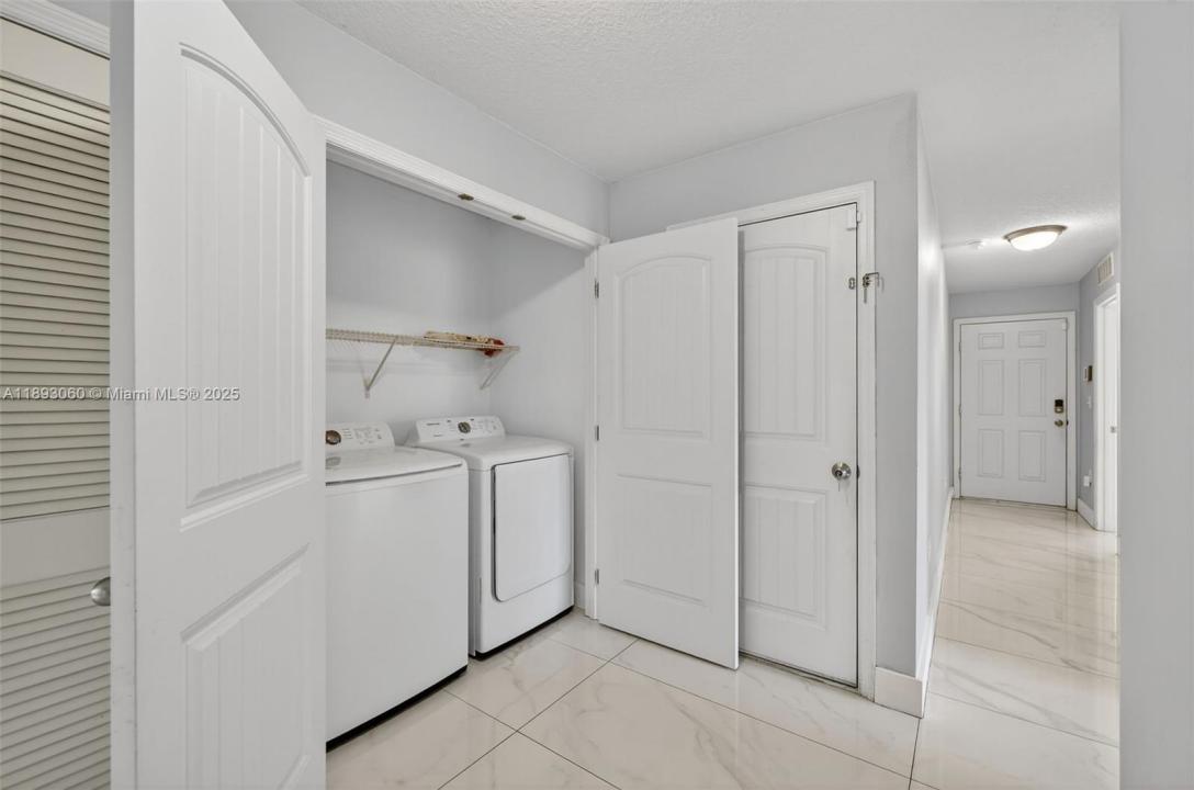 1977 SE Floresta Dr, Port St. Lucie, Florida 34983, Amerika Birleşik Devletleri