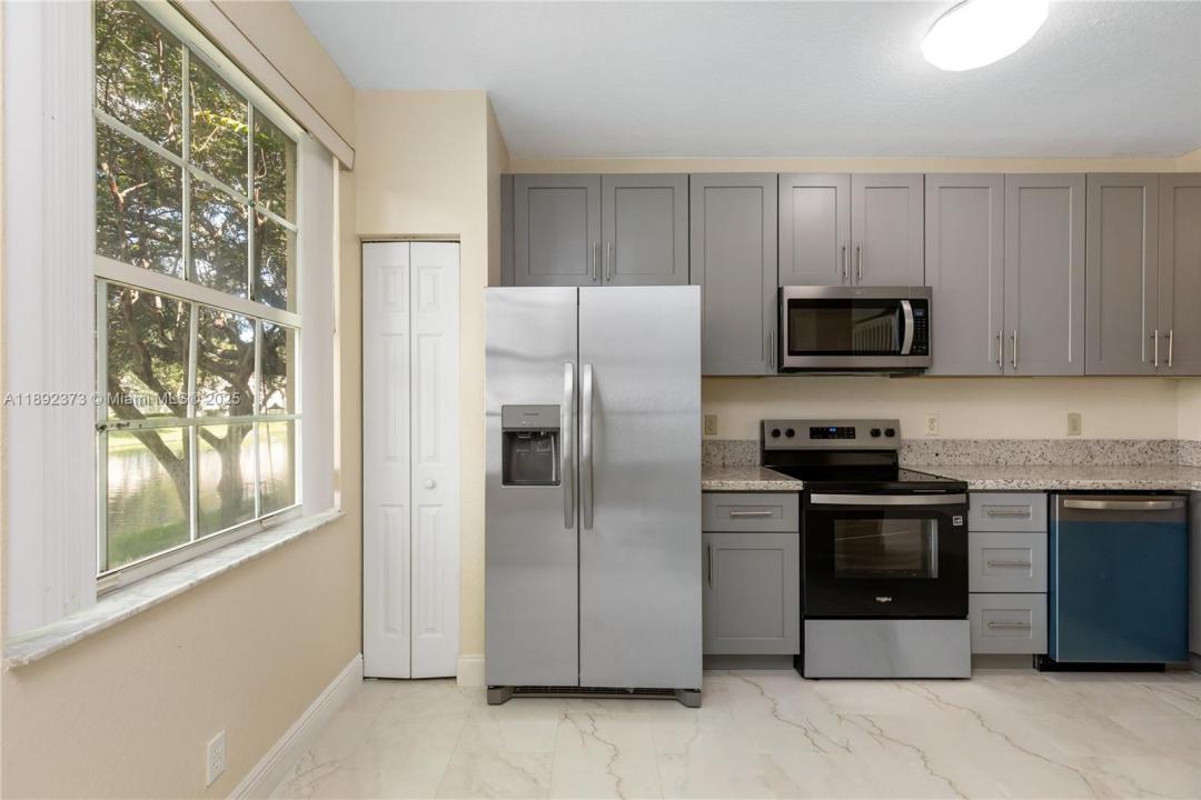 4005 NW 91st Ter, Sunrise, Floride 33351, États-Unis