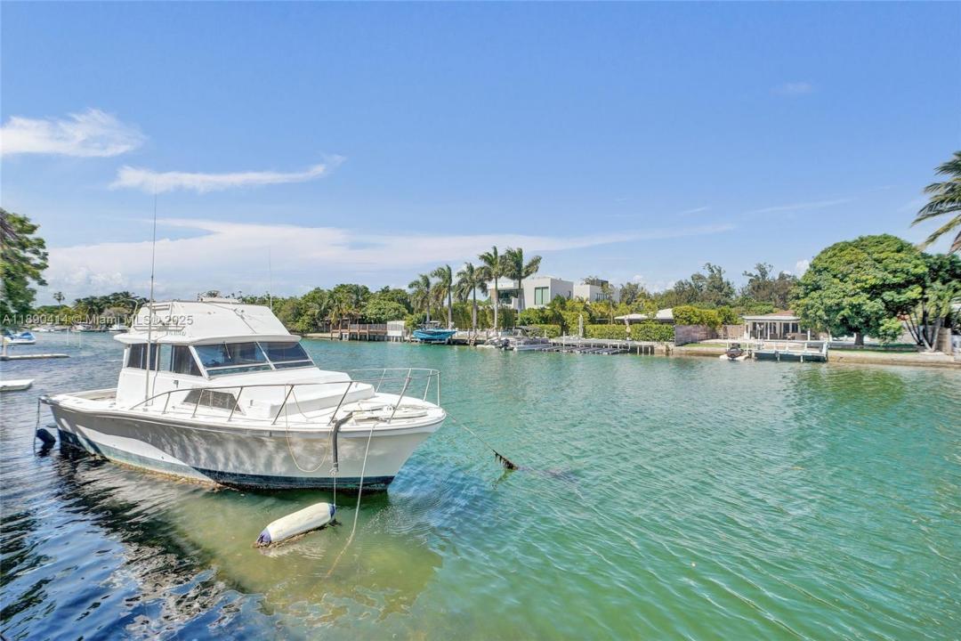 1945 Calais Dr 9, Miami Beach, Florida 33141, Estados Unidos