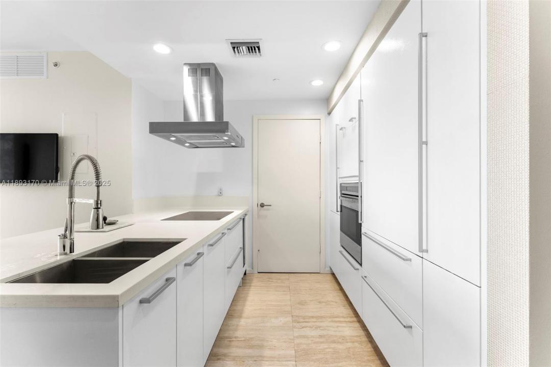 1445 16th St 1104, Miami Beach, Florida 33139