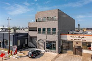 1303 Dragon Street, Dallas, Texas 75207, USA