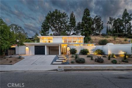 Lisette, Granada Hills, Kaliforniya 91344, Amerika Birleşik Devletleri