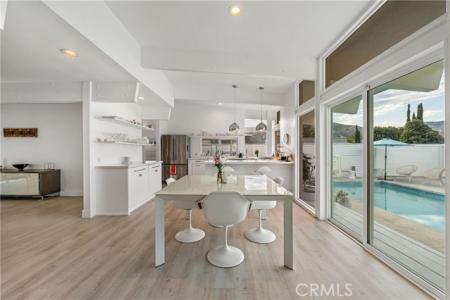 Lisette, Granada Hills, Kaliforniya 91344, Amerika Birleşik Devletleri