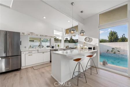 Lisette, Granada Hills, Kaliforniya 91344, Amerika Birleşik Devletleri