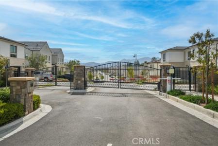 Edgewood, Chatsworth, カリフォルニア 91311, アメリカ合衆国