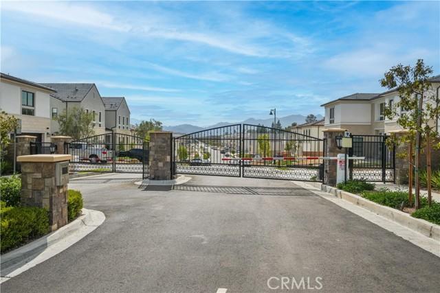 Edgewood, Chatsworth, カリフォルニア 91311, アメリカ合衆国