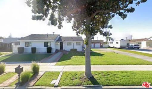 Mcnulty Avenue, Winnetka, California 91306