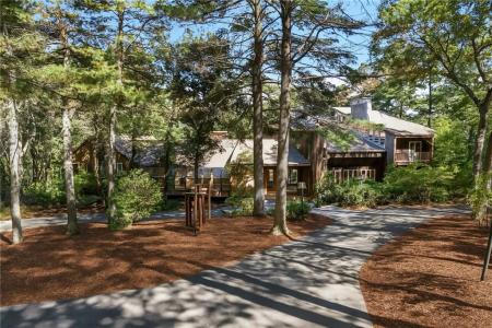 50 Green Street, Wrentham, Massachusetts 02093, USA