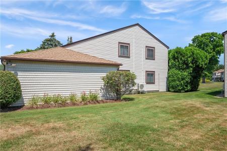 30 Sweet Meadows Court 26, Narragansett, Род Айленд 02882, Соединенные Штаты