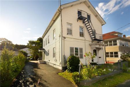 804 Smithfield Avenue, Lincoln, RI 02865, USA