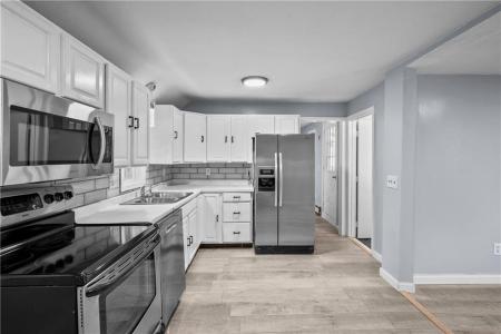 135 Lippitt Avenue, Cranston, Rhode Island 02921, USA