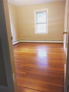 48 Youngs Avenue, West Warwick, Rhode Island 02893, Estados Unidos