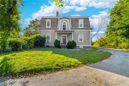 563 Putnam Pike, Smithfield, RI 02828, USA