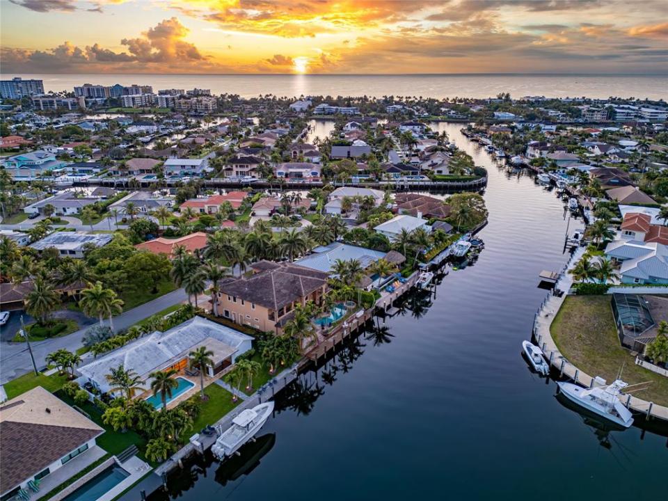 1410 SE 12th Street, Deerfield Beach, Florida 33441