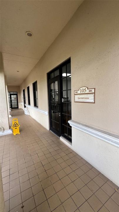 7451 Wiles Road 104&105, Coral Springs, Floride 33067, États-Unis
