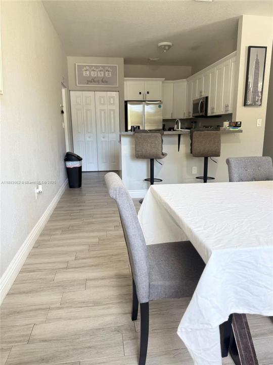 409 NW 13th Ave, Fort Lauderdale, Flórida 33311, Estados Unidos