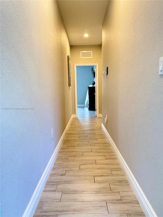 409 NW 13th Ave, Fort Lauderdale, Flórida 33311, Estados Unidos